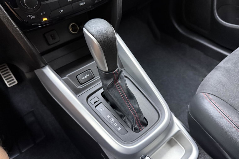 Vehicle Image 18