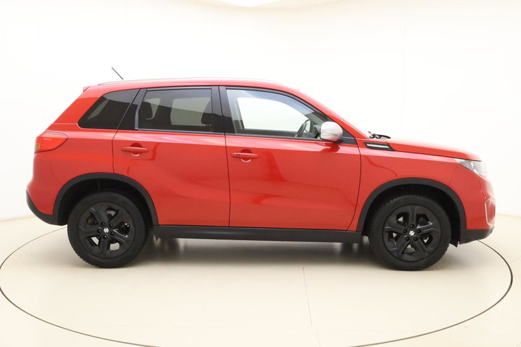 Vehicle Image 9