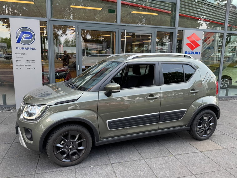 Vehicle Image 16