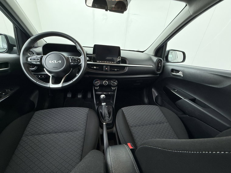 Vehicle Image 37
