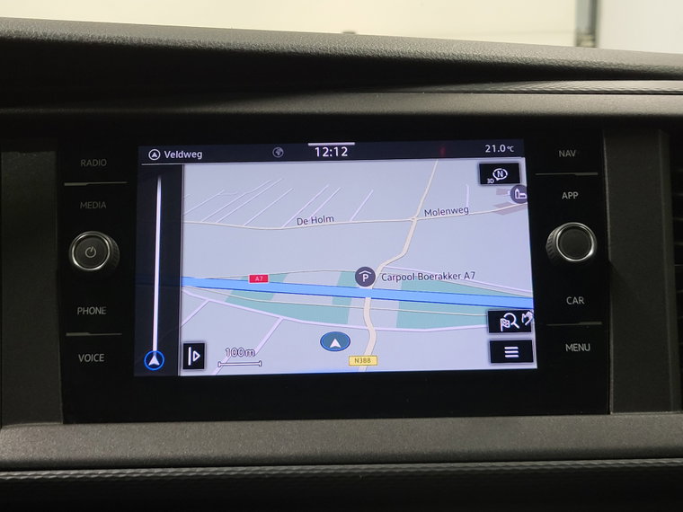 Vehicle Image 12