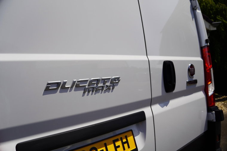Vehicle Image 19