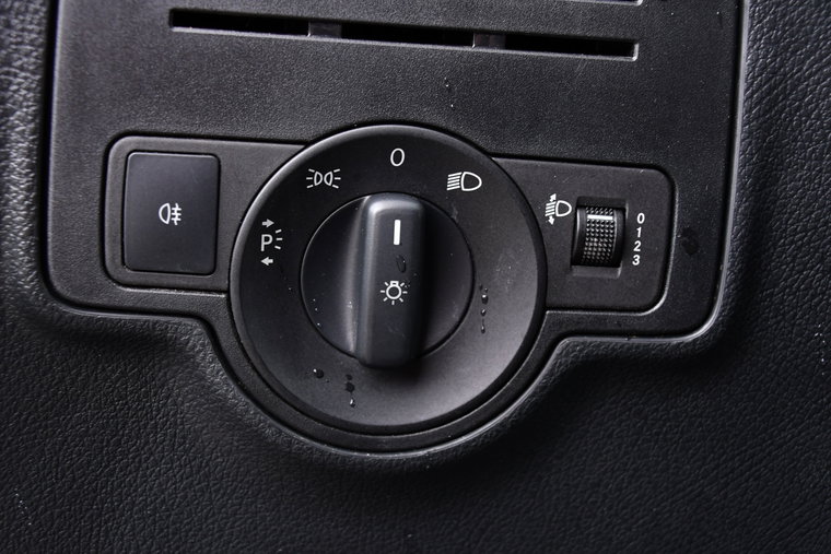 Vehicle Image 26