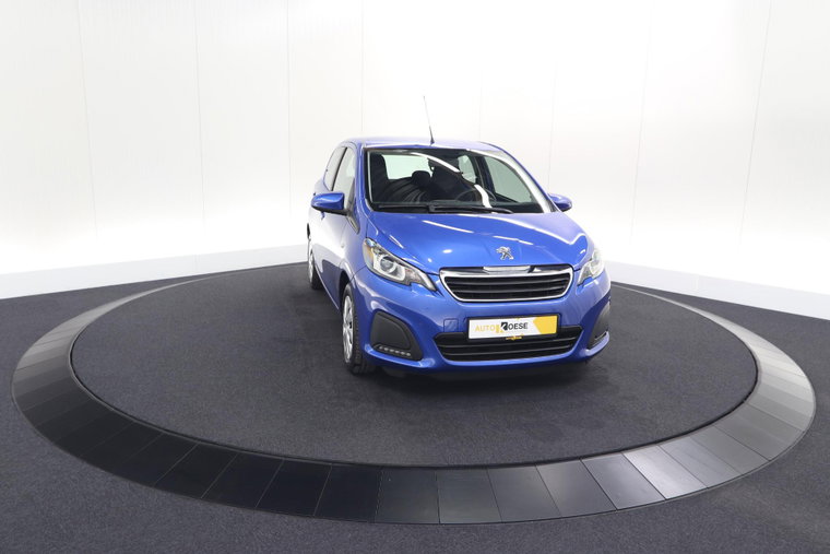Vehicle Image 32
