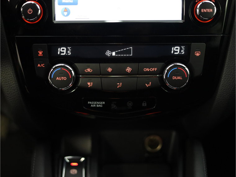 Vehicle Image 28