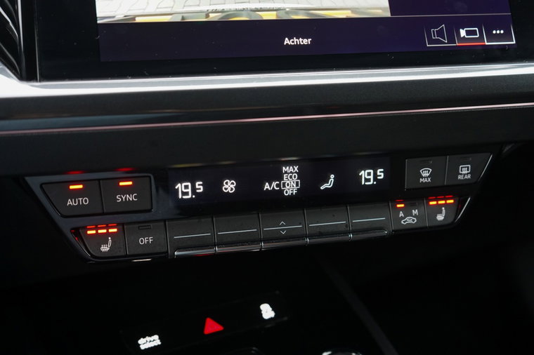 Vehicle Image 39