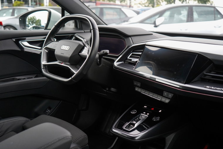 Vehicle Image 50