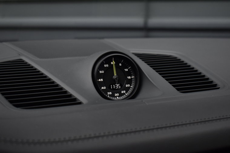 Vehicle Image 23
