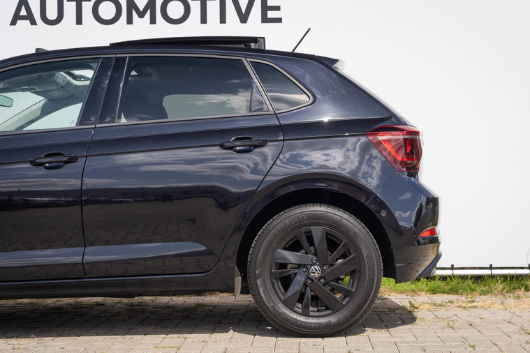 Vehicle Image 40