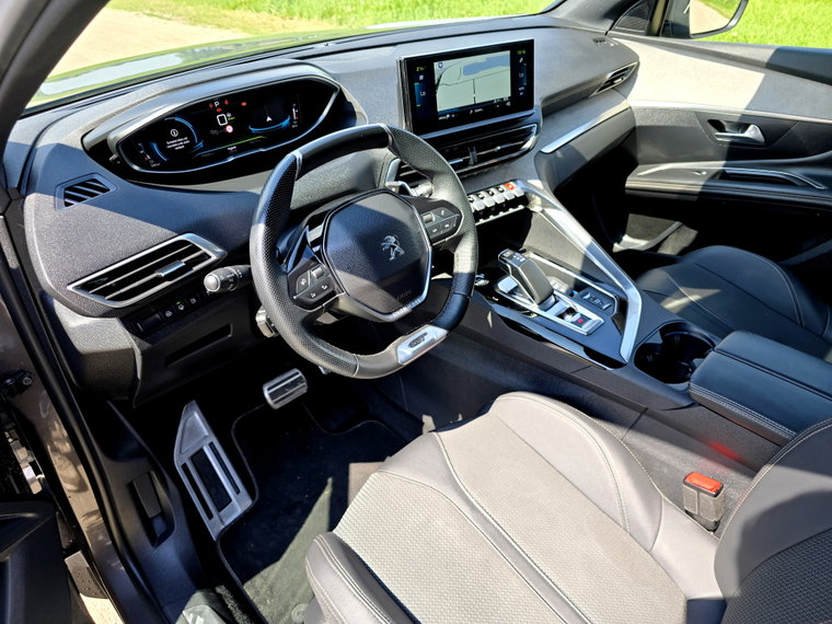 Vehicle Image 26