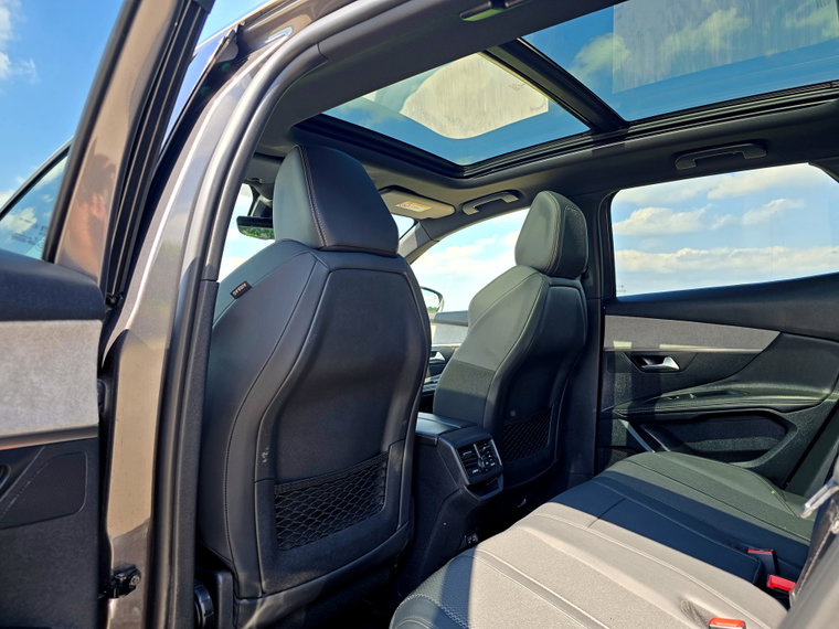 Vehicle Image 31