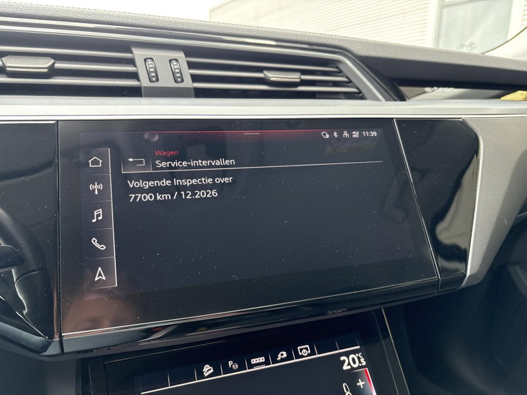 Vehicle Image 39