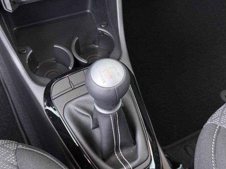 Vehicle Image 31