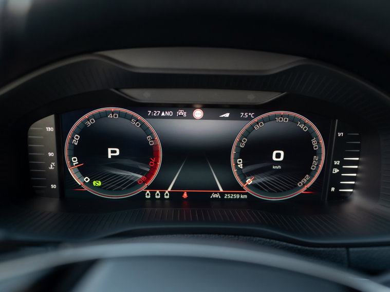 Vehicle Image 30