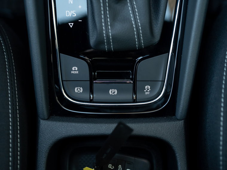 Vehicle Image 38