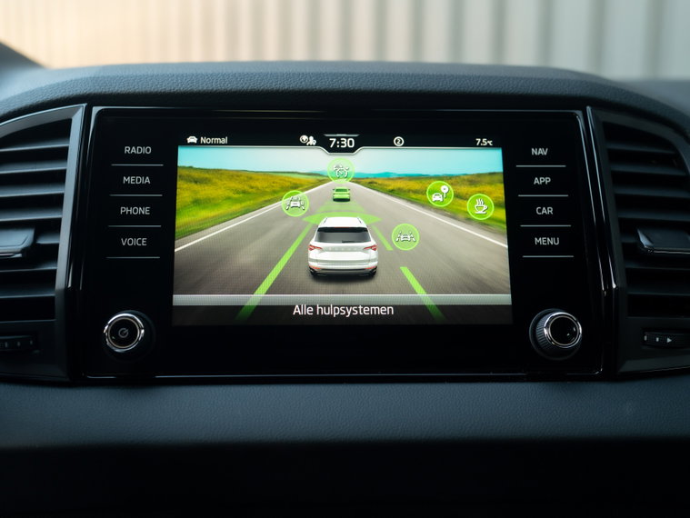 Vehicle Image 9