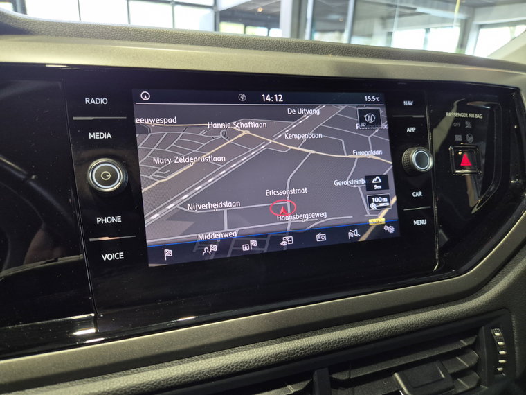 Vehicle Image 19