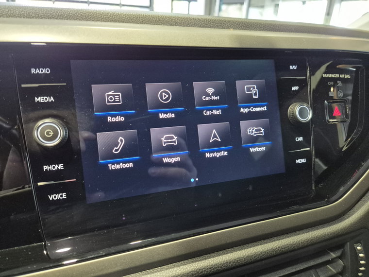 Vehicle Image 22