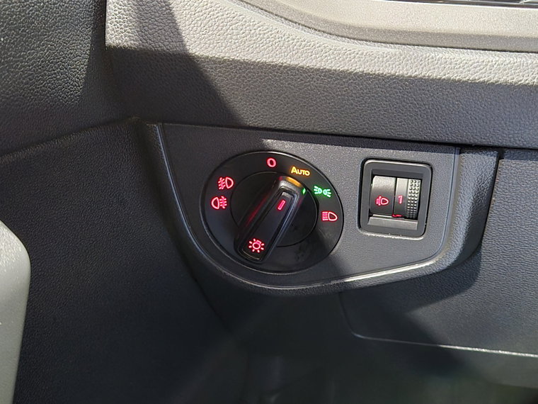 Vehicle Image 27