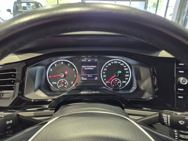 Vehicle Image 35