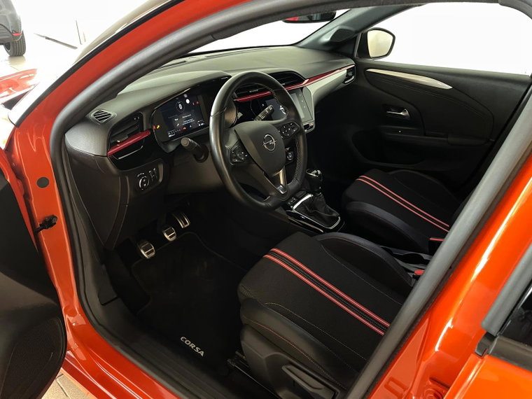 Vehicle Image 19