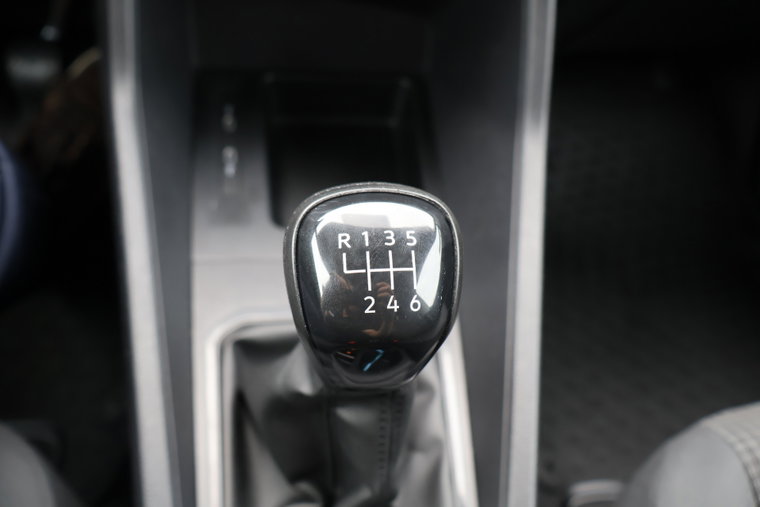 Vehicle Image 26