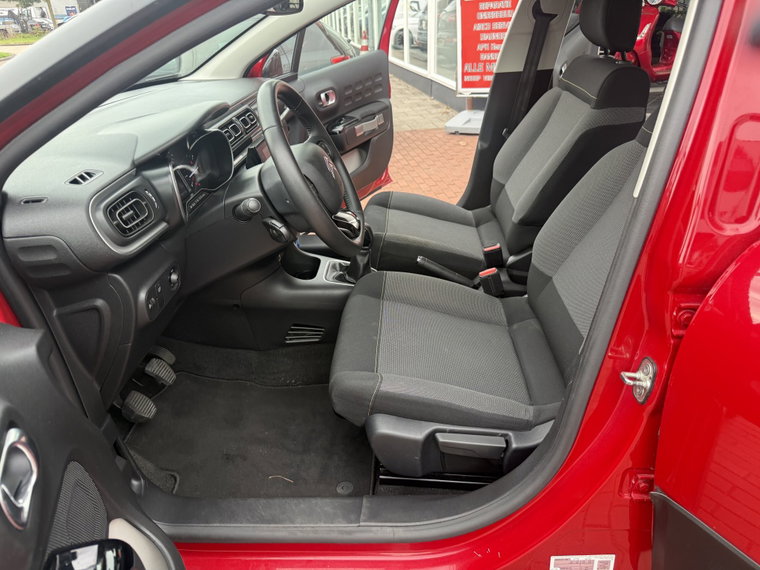 Vehicle Image 31