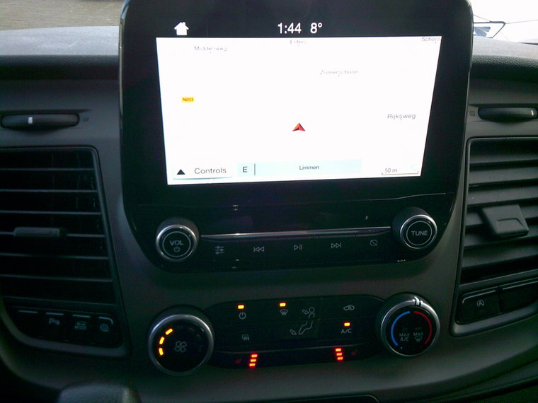 Vehicle Image 12