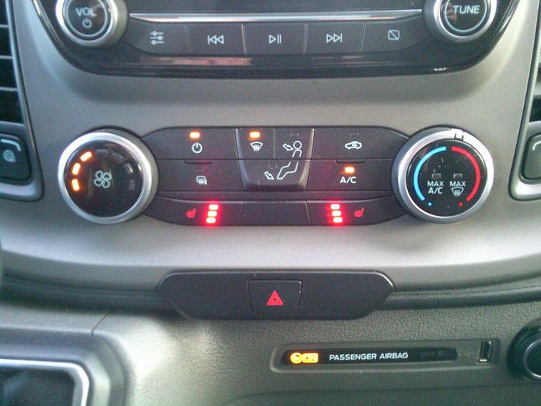 Vehicle Image 13