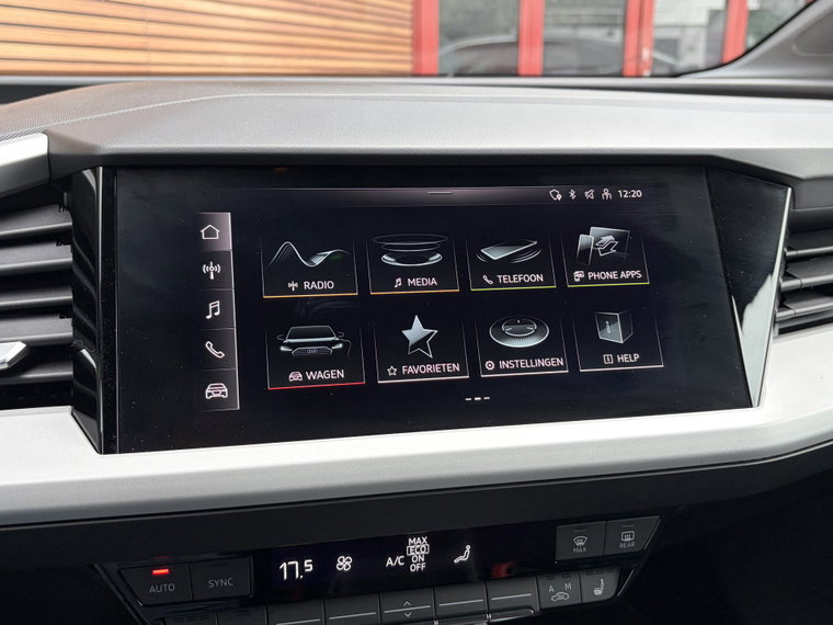 Vehicle Image 39