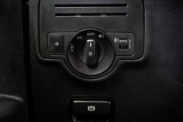 Vehicle Image 22