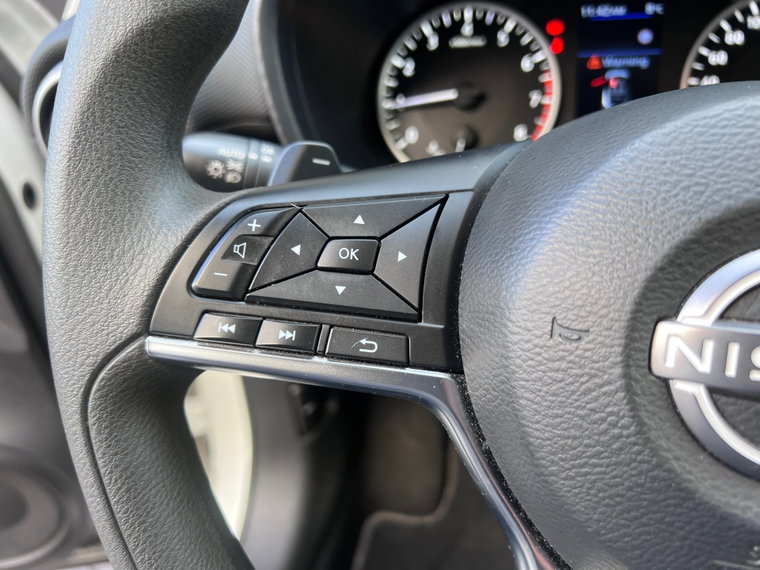 Vehicle Image 37