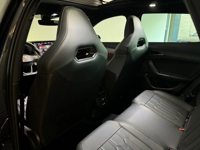 Vehicle Image 33