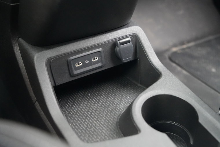 Vehicle Image 31