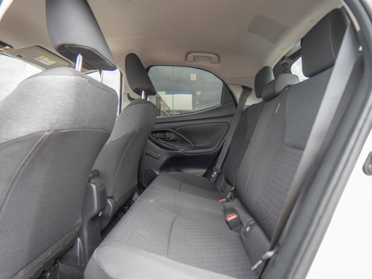 Vehicle Image 19