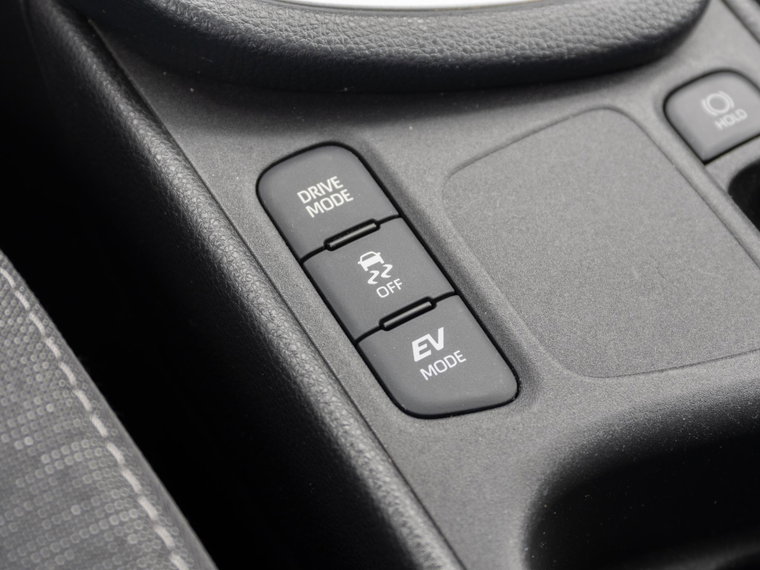 Vehicle Image 32