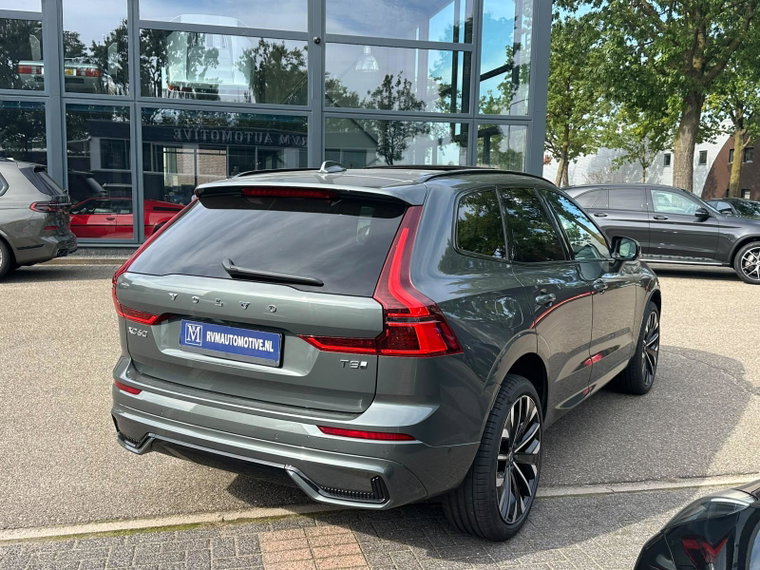 Vehicle Image 28