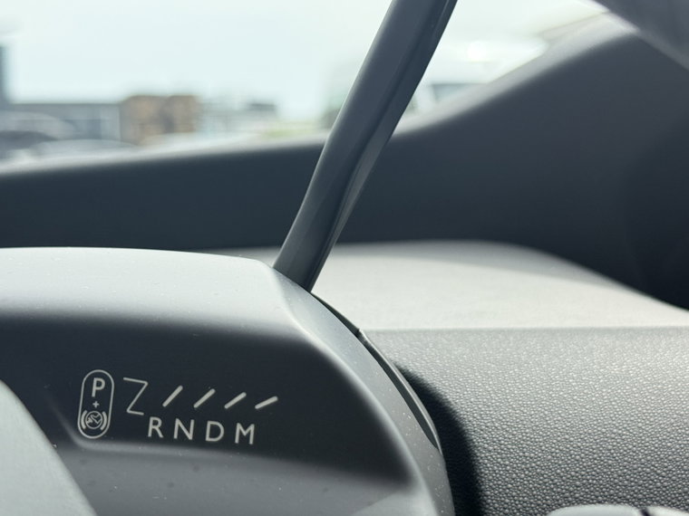 Vehicle Image 24