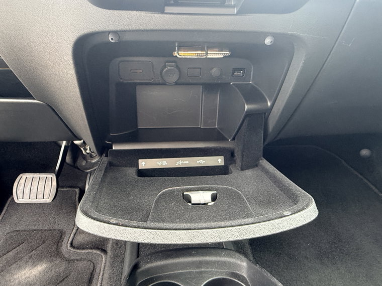 Vehicle Image 27