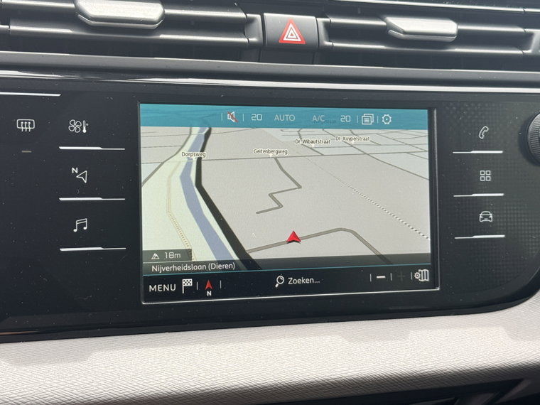 Vehicle Image 40