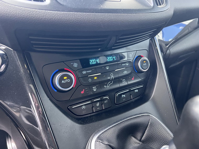 Vehicle Image 26
