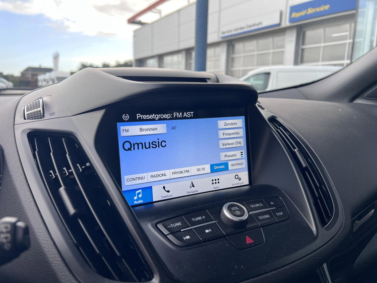 Vehicle Image 30
