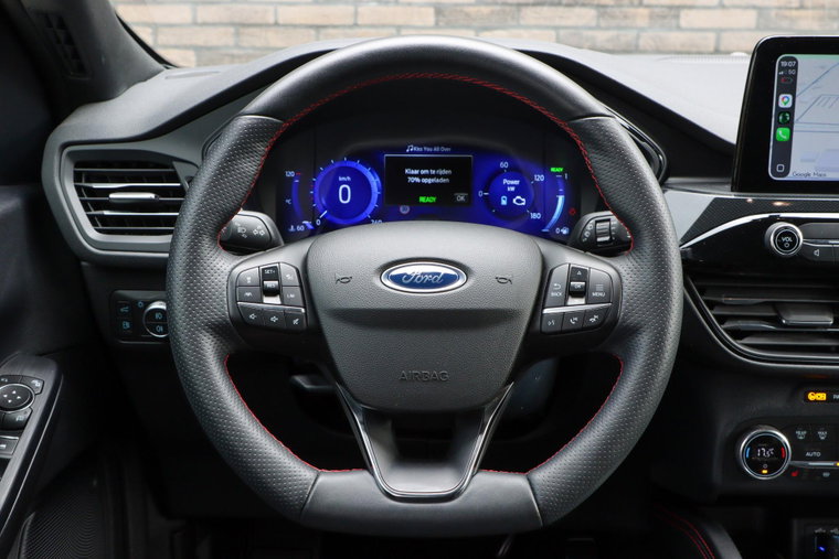 Vehicle Image 25