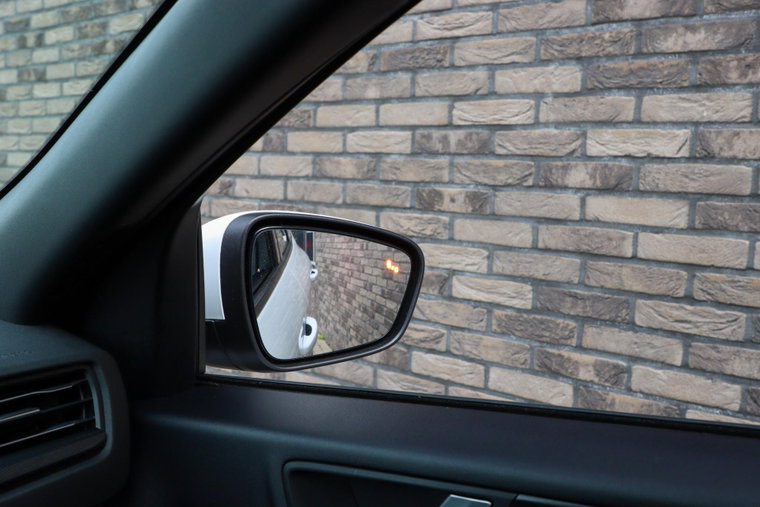 Vehicle Image 39