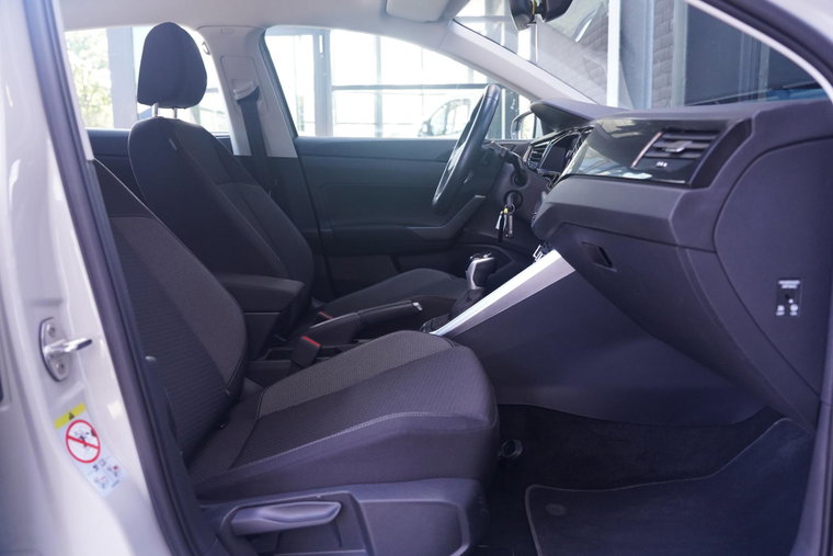 Vehicle Image 45