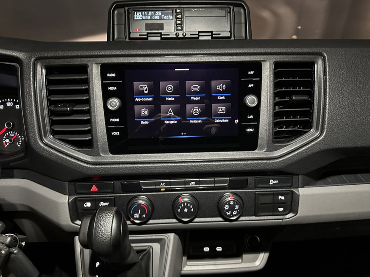 Vehicle Image 19