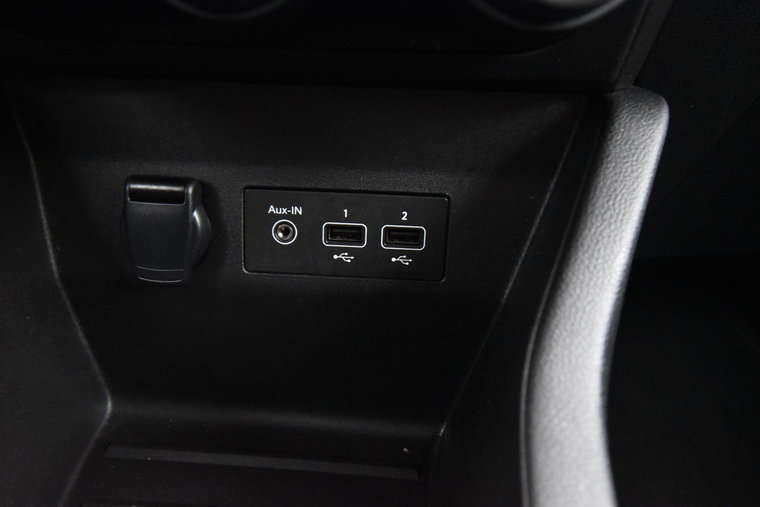 Vehicle Image 22
