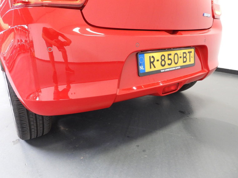 Vehicle Image 21