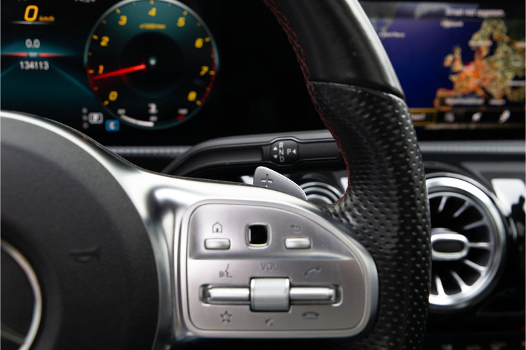 Vehicle Image 30