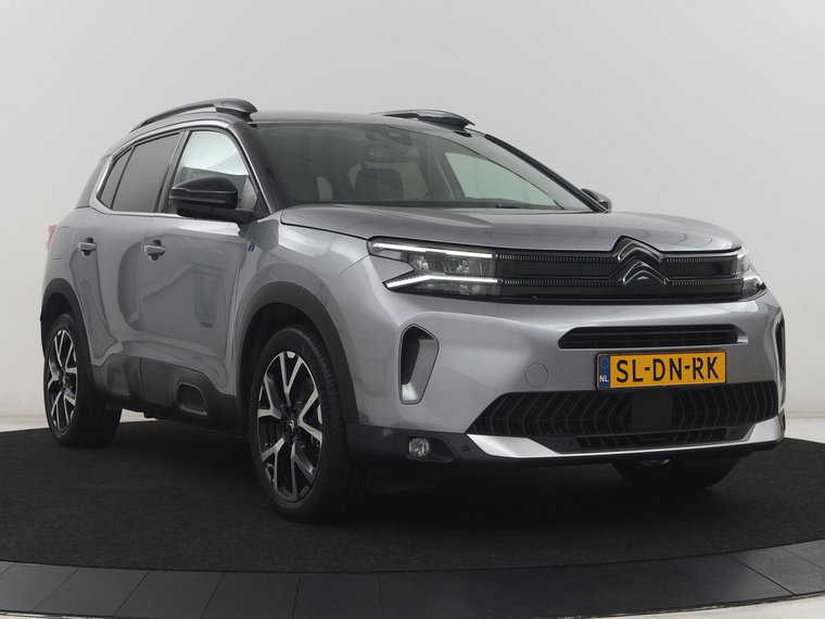 Vehicle Image 36